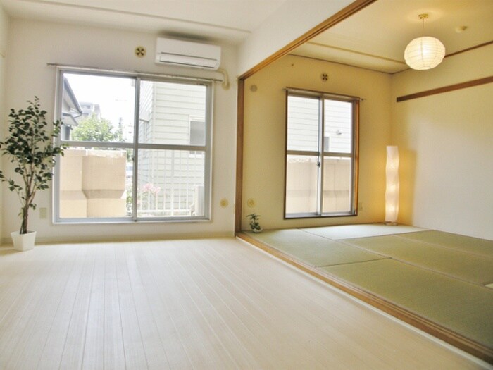 物件内観写真12　(居室)