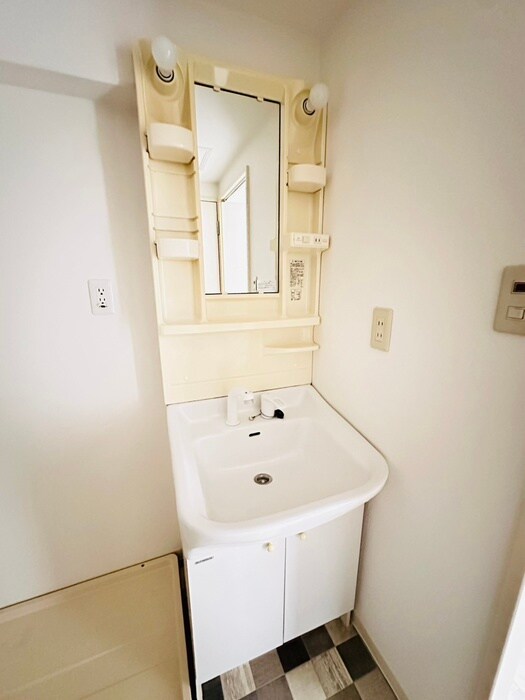 物件内観写真13　(洗面)