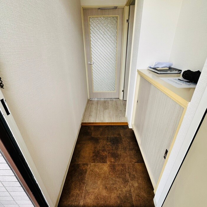 物件内観写真19　(玄関)