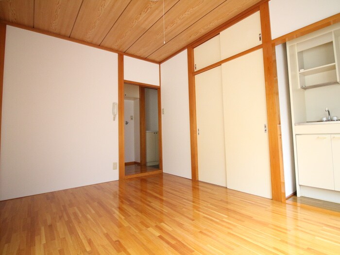 物件内観写真9　(居室)