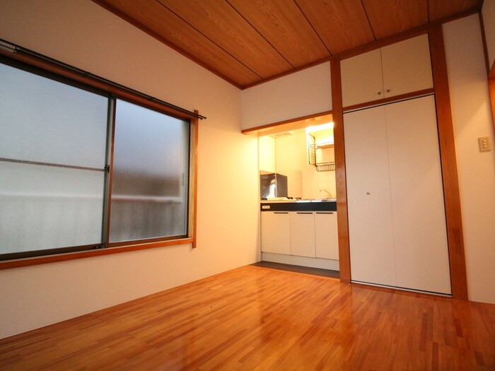 物件内観写真9　(居室)