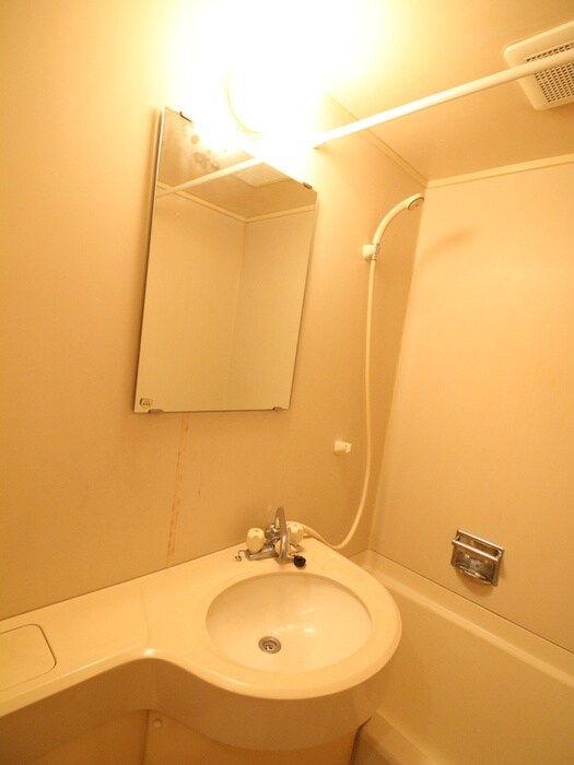 物件内観写真10　(洗面)