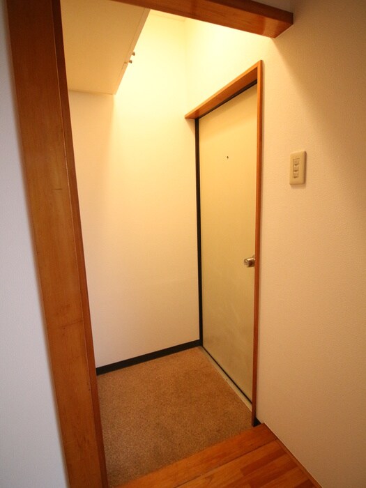 物件内観写真17　(玄関)