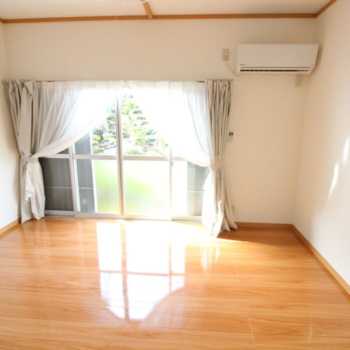 物件内観写真11　(居室)