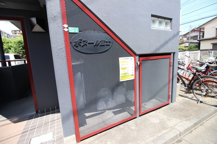 物件外観写真6　(建物設備)