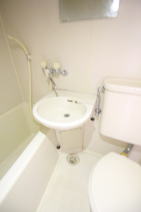 物件内観写真10　(洗面)
