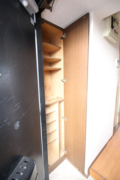 物件内観写真17　(靴箱)