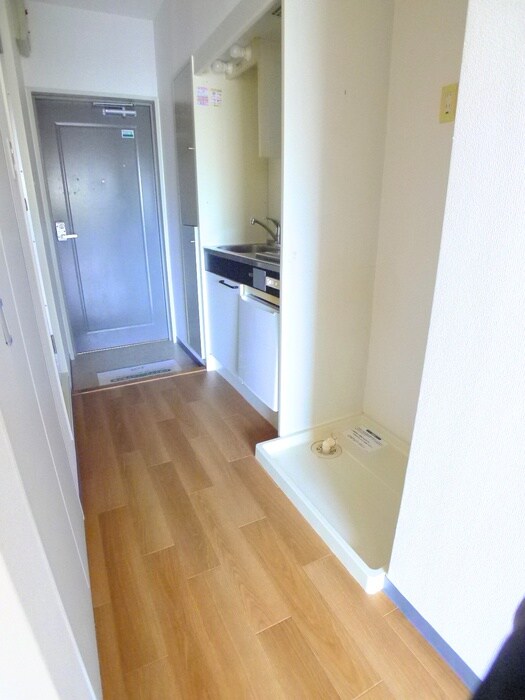 物件内観写真18　(廊下)