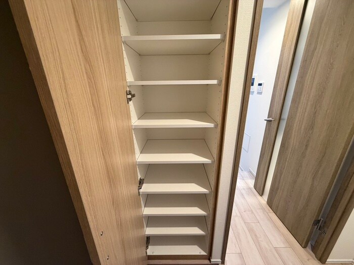 物件内観写真7　(靴箱)