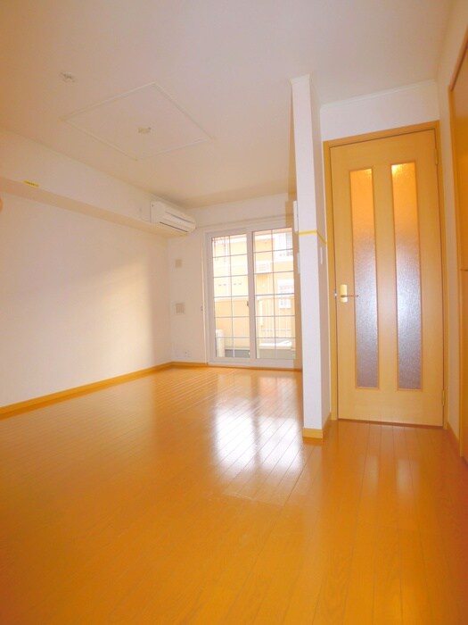 物件内観写真19　(居室)