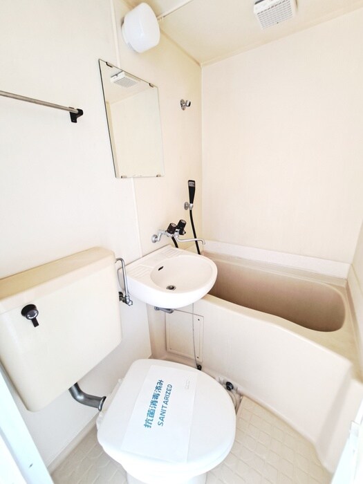 物件内観写真12　(バス／シャワールーム等)