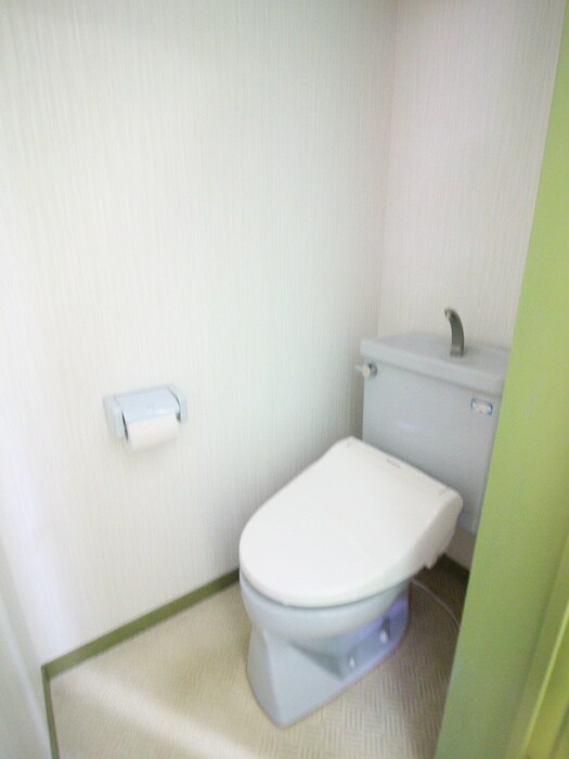 物件内観写真16　(トイレ)