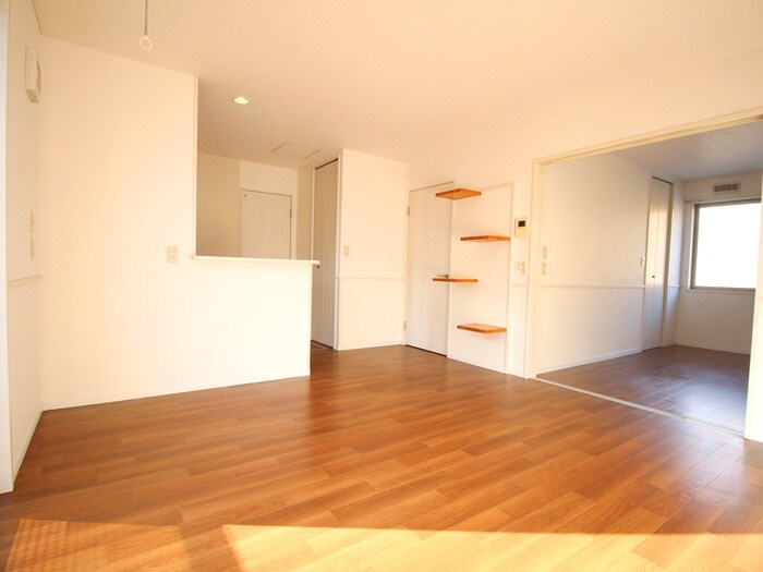 物件内観写真8　(居室)