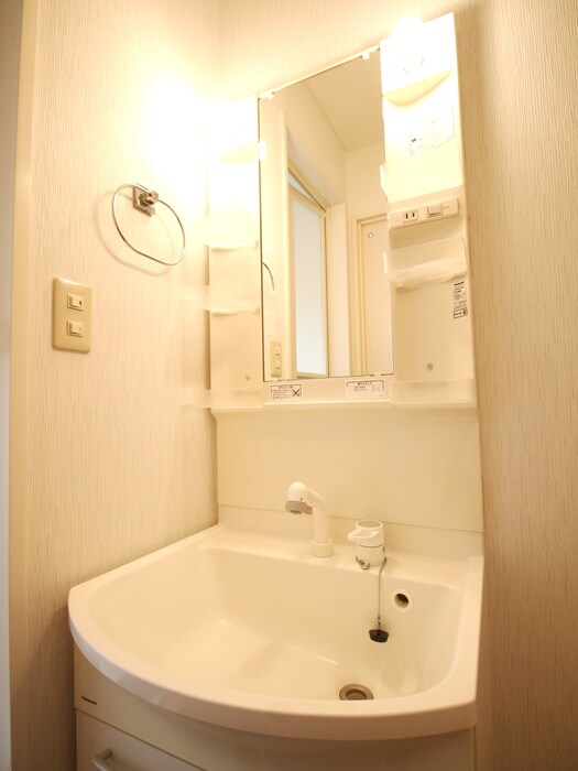 物件内観写真11　(洗面)