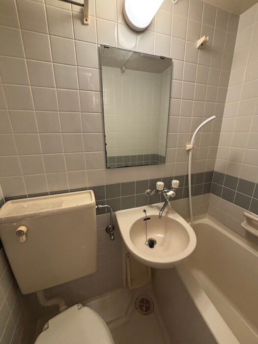 物件内観写真13　(洗面)