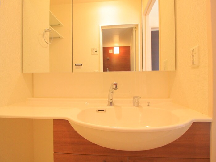 物件内観写真14　(洗面)