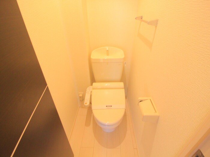 物件内観写真17　(トイレ)