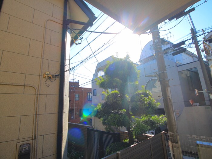 物件内観写真22　(室内からの展望)