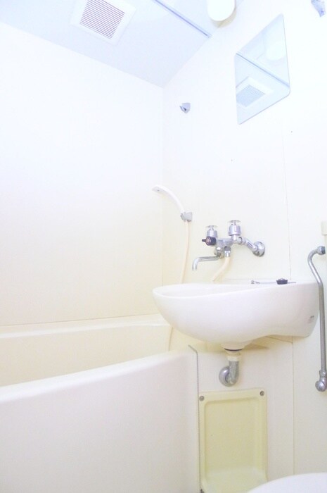 物件内観写真11　(バス／シャワールーム等)