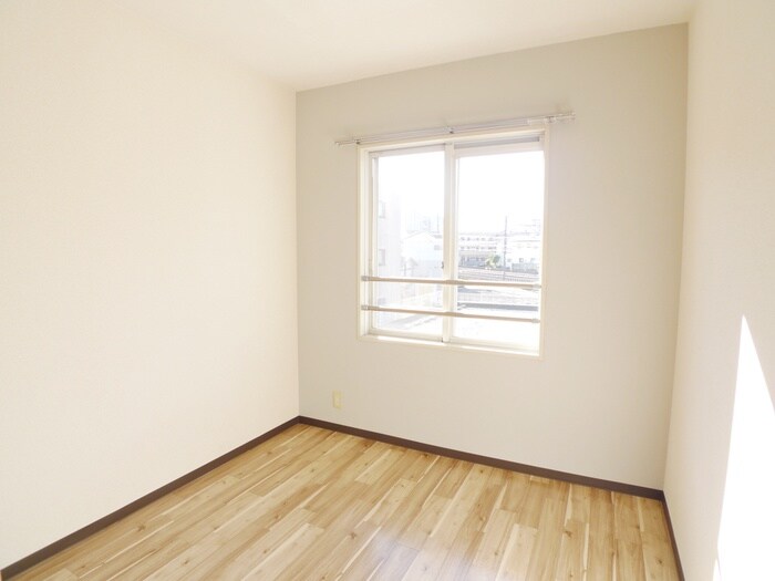 物件内観写真19　(居室)