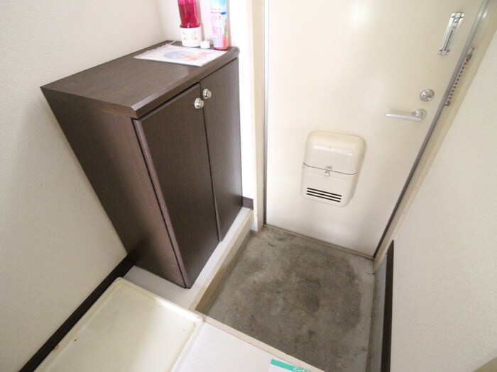 物件内観写真14　(玄関)