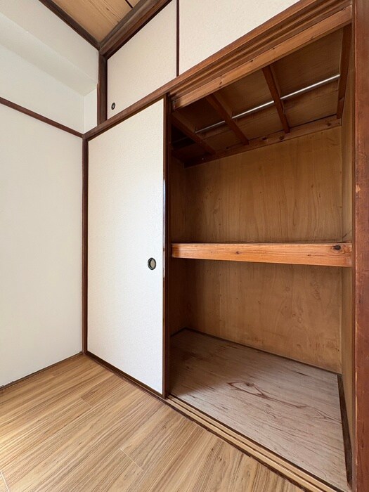 物件内観写真10　(収納)