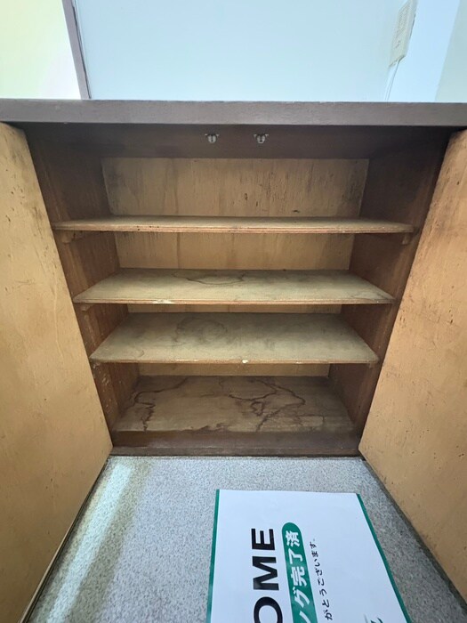 物件内観写真16　(靴箱)