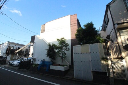 レノヴァ小山外観写真