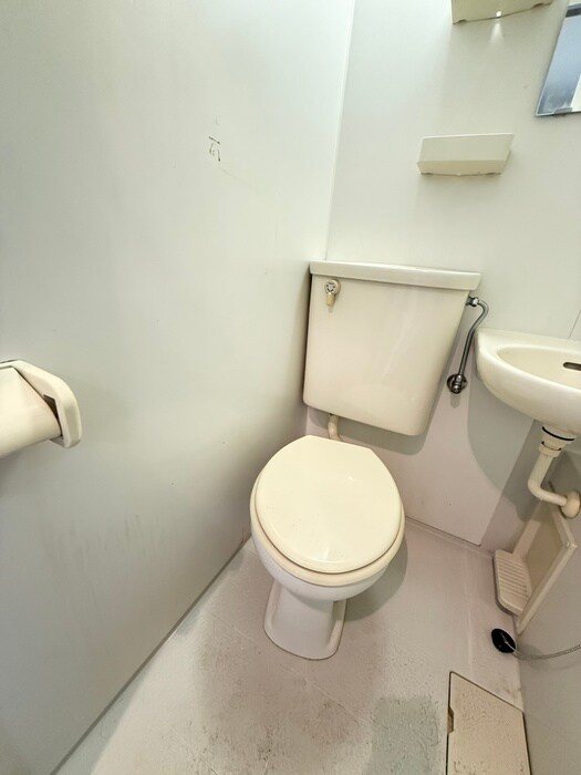 物件内観写真13　(トイレ)