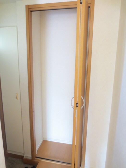 物件内観写真14　(収納)