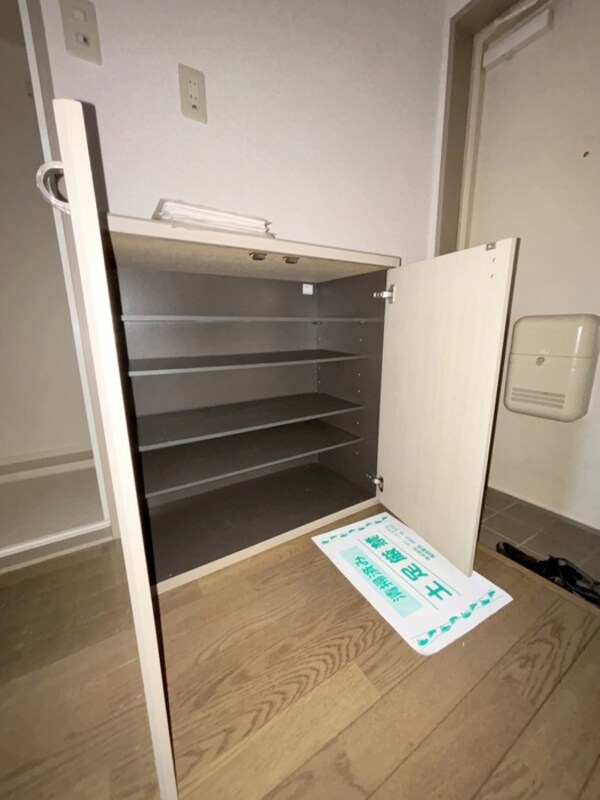 靴箱