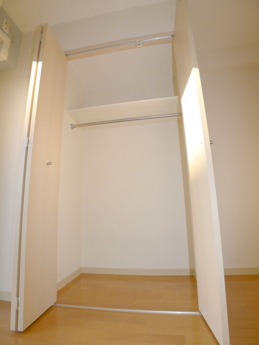 物件内観写真15　(収納)