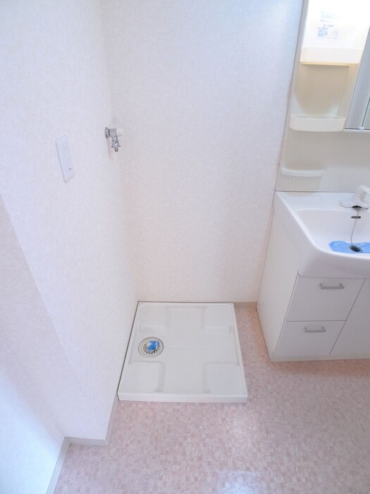 物件内観写真19　(洗濯機置場)