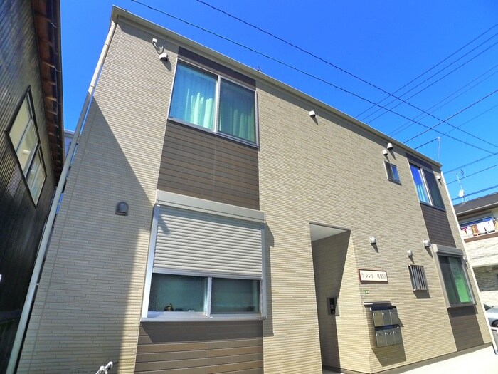 物件外観写真1　(外観写真)