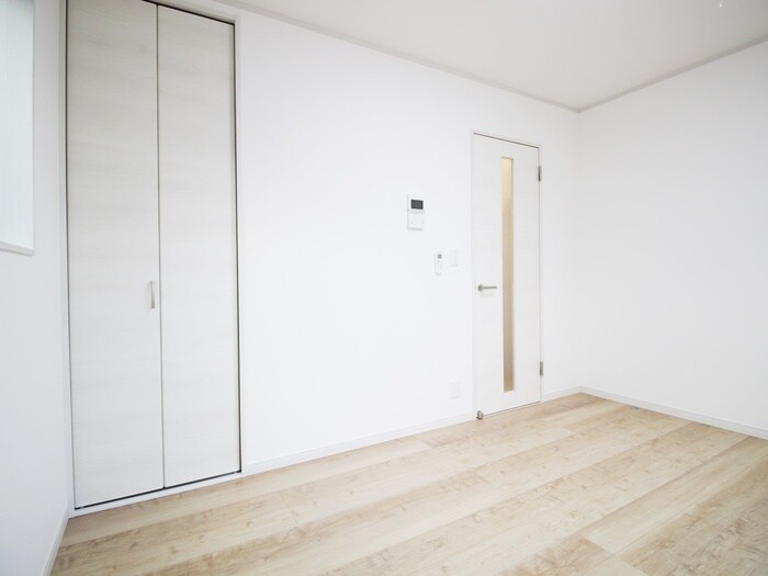 物件内観写真8　(居室)