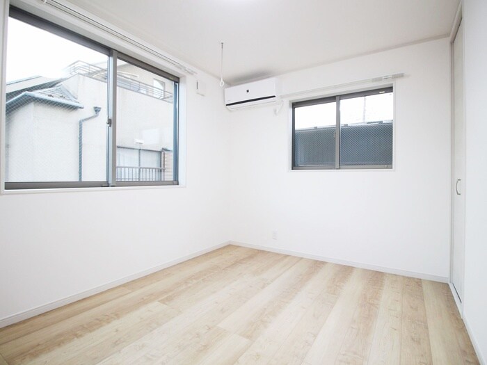 物件内観写真9　(居室)