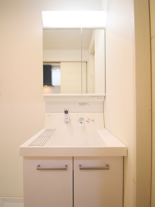 物件内観写真13　(洗面)