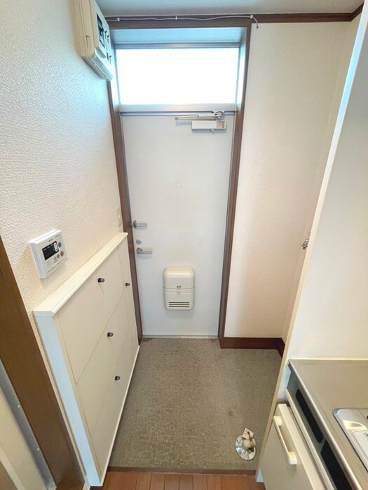 物件内観写真22　(玄関)
