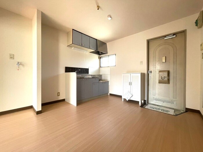 物件内観写真11　(居室)