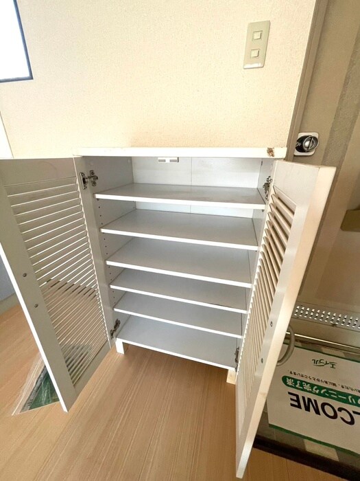物件内観写真21　(靴箱)