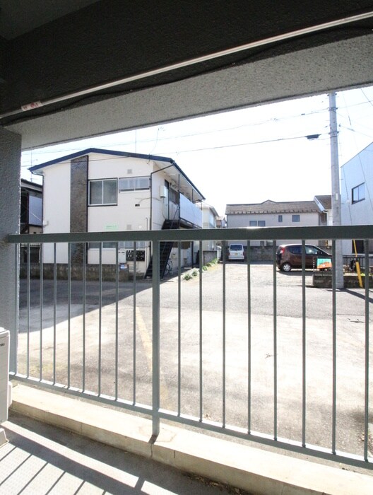 物件内観写真14　(室内からの展望)