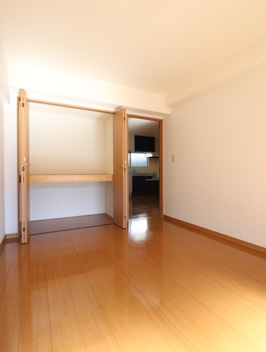 物件内観写真18　(居室)