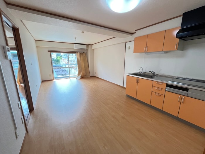 物件内観写真9　(居室)