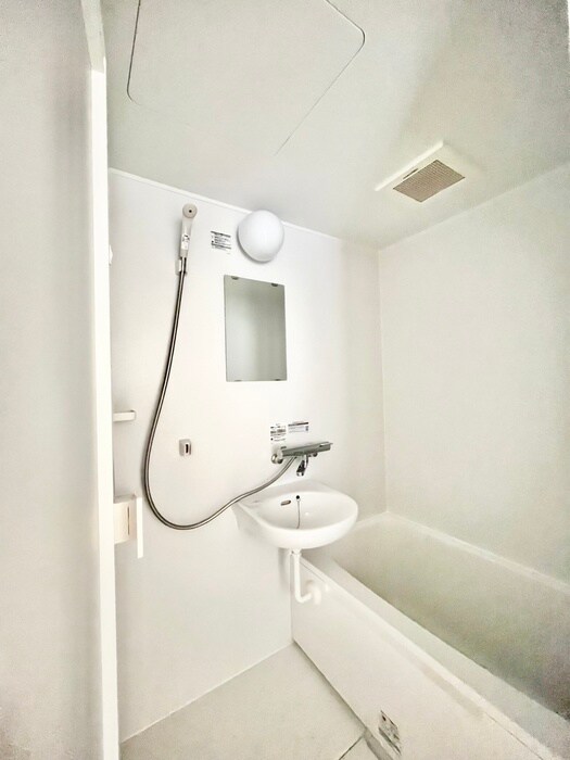 物件内観写真11　(洗面)