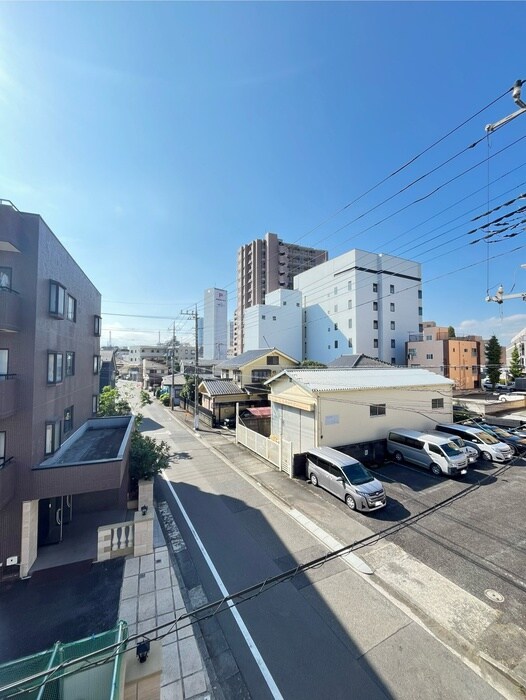 物件内観写真18　(室内からの展望)