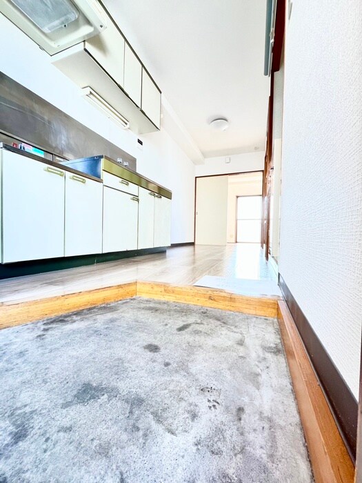 物件内観写真19　(玄関)