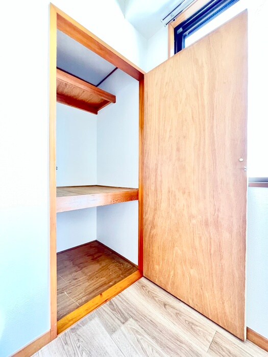 物件内観写真21　(収納)