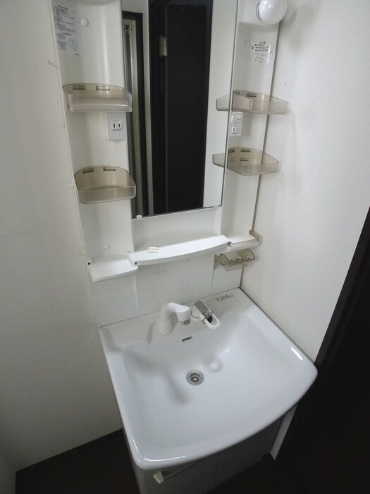 物件内観写真13　(洗面)