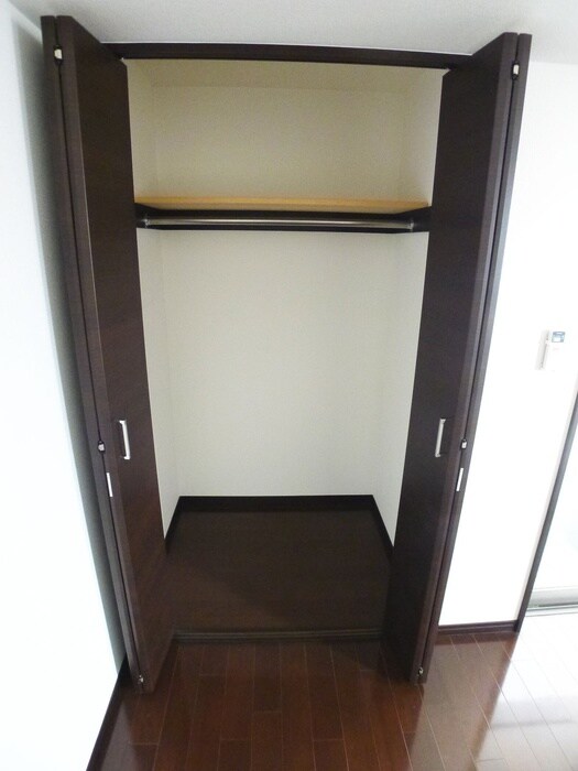 物件内観写真15　(収納)