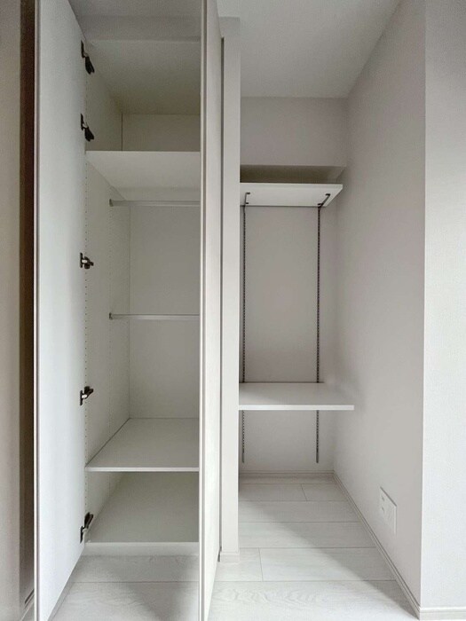 物件内観写真15　(収納)